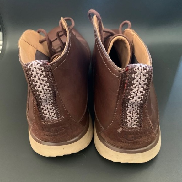 SOLD Mens UGG Freemon Chukka Boots - Picture 5 of 8